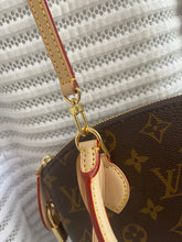 Lade das Bild in den Galerie-Viewer, LOUIS VUITTON LOCKIT BB
