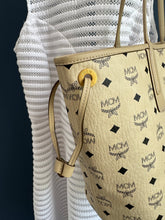 Lade das Bild in den Galerie-Viewer, MCM SHOPPER MEDUIM

