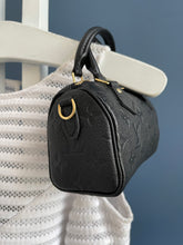 Lade das Bild in den Galerie-Viewer, LOUIS VUITTON NANO SPEEDY EMPREINTE
