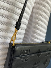Lade das Bild in den Galerie-Viewer, MCM AREN CROSSBODY
