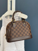 Lade das Bild in den Galerie-Viewer, LOUIS VUITTON ALMA BB
