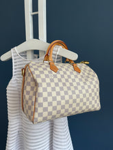 Lade das Bild in den Galerie-Viewer, LOUIS VUITTON SPEEDY 30 MIT SCHULTERRIEMEN
