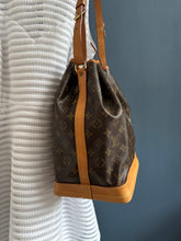 Lade das Bild in den Galerie-Viewer, LOUIS VUITTON NOÉ GRANDE
