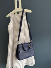 Lade das Bild in den Galerie-Viewer, DIOR BE DIOR
