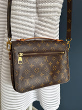 Lade das Bild in den Galerie-Viewer, LOUIS VUITTON MÉTIS
