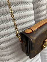 Lade das Bild in den Galerie-Viewer, LOUIS VUITTON MIKRO MÉTIS

