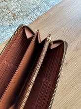 Lade das Bild in den Galerie-Viewer, LOUIS VUITTON ZIPPY
