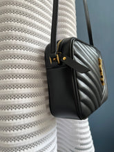 Lade das Bild in den Galerie-Viewer, YSL CAMERA BAG
