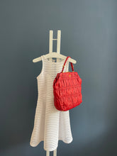 Lade das Bild in den Galerie-Viewer, PRADA NAPPALEDER SHOPPER
