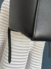 Lade das Bild in den Galerie-Viewer, CÉLINE BELT MINI

