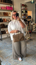 Lade das Bild in den Galerie-Viewer, YSL COLLEGE LARGE
