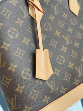 Lade das Bild in den Galerie-Viewer, LOUIS VUITTON ALMA MM
