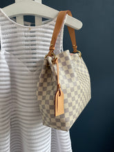 Lade das Bild in den Galerie-Viewer, LOUIS VUITTON GRACEFUL PM
