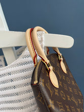 Lade das Bild in den Galerie-Viewer, LOUIS VUITTON LOCKIT BB
