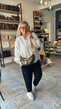 Lade das Bild in den Galerie-Viewer, LOUIS VUITTON LOOPING

