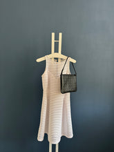 Lade das Bild in den Galerie-Viewer, MCM CLUTCH
