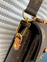 Lade das Bild in den Galerie-Viewer, LOUIS VUITTON MÉTIS
