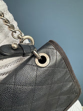 Lade das Bild in den Galerie-Viewer, CHANEL COCO HANDLE
