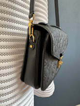 Lade das Bild in den Galerie-Viewer, LOUIS VUITTON MÉTIS EMPREINTE
