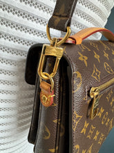 Lade das Bild in den Galerie-Viewer, LOUIS VUITTON MÉTIS
