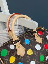 Lade das Bild in den Galerie-Viewer, LOUIS VUITTON SPEEDY 25 YAYOI KUSAMA DOTS
