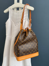 Lade das Bild in den Galerie-Viewer, LOUIS VUITTON NOÉ GRANDE

