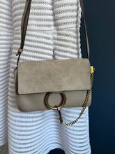 Lade das Bild in den Galerie-Viewer, CHLOÉ FAYE
