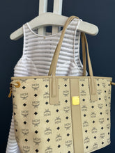 Lade das Bild in den Galerie-Viewer, MCM SHOPPER MEDIUM
