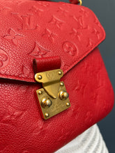 Lade das Bild in den Galerie-Viewer, LOUIS VUITTON MÉTIS EMPREINTE
