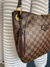 Lade das Bild in den Galerie-Viewer, LOUIS VUITTON SOUTH BANK
