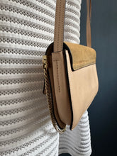 Lade das Bild in den Galerie-Viewer, CHLOÉ FAYE
