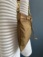 Lade das Bild in den Galerie-Viewer, PRADA CROSSBODY
