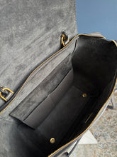 Lade das Bild in den Galerie-Viewer, CÉLINE BELT MEDIUM
