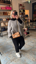 Lade das Bild in den Galerie-Viewer, MCM MILLIE BAG
