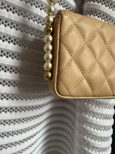 Lade das Bild in den Galerie-Viewer, CHANEL MINI BAG

