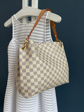 Lade das Bild in den Galerie-Viewer, LOUIS VUITTON GRACEFUL PM
