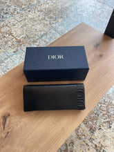Lade das Bild in den Galerie-Viewer, DIOR 30MONTAIGNE SONNENBRILLE

