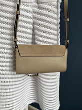 Lade das Bild in den Galerie-Viewer, CHLOÉ FAYE MINI
