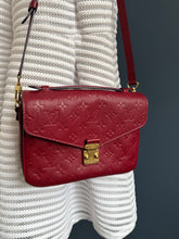 Lade das Bild in den Galerie-Viewer, LOUIS VUITTON MÉTIS EMPREINTE
