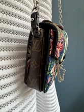 Lade das Bild in den Galerie-Viewer, LOUIS VUITTON MÉTIS FLORAL
