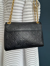 Lade das Bild in den Galerie-Viewer, LOUIS VUITTON VAVIN BB
