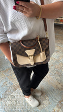 Lade das Bild in den Galerie-Viewer, LOUIS VUITTON BEAUMARCHAIS
