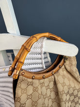 Lade das Bild in den Galerie-Viewer, GUCCI GG BAMBOO

