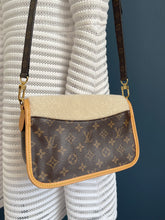 Lade das Bild in den Galerie-Viewer, LOUIS VUITTON DIANE COZYGRAM
