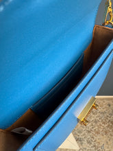 Lade das Bild in den Galerie-Viewer, MCM PATRICIA CROSSBODY
