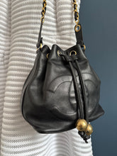 Lade das Bild in den Galerie-Viewer, CHANEL VINTAGE BEUTEL

