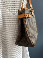 Lade das Bild in den Galerie-Viewer, LOUIS VUITTON BATIGNOLLES
