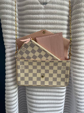 Lade das Bild in den Galerie-Viewer, LOUIS VUITTON FÉLICIE
