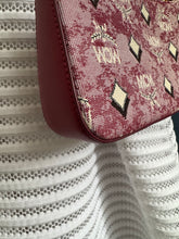 Lade das Bild in den Galerie-Viewer, MCM AREN BAG
