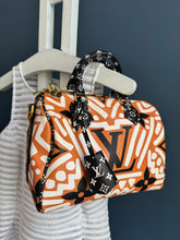 Lade das Bild in den Galerie-Viewer, LOUIS VUITTON SPEEDY 25 CRAFTY
